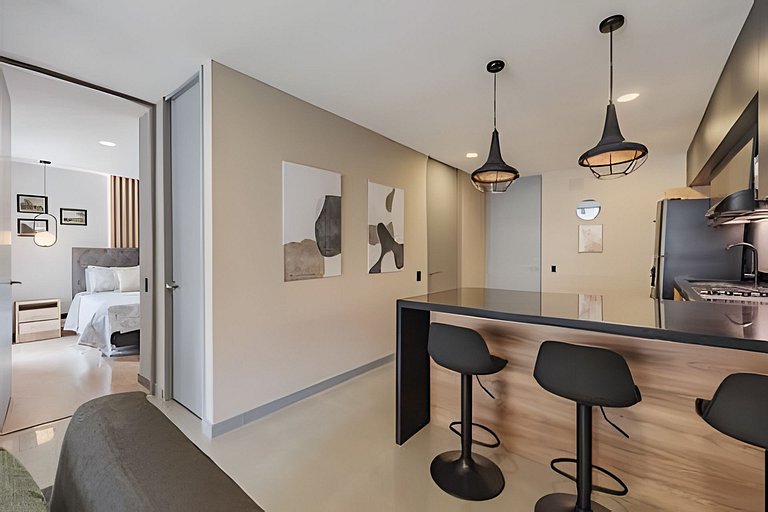 Next Avenue 702 - Apt with balcony and AC/Poblado