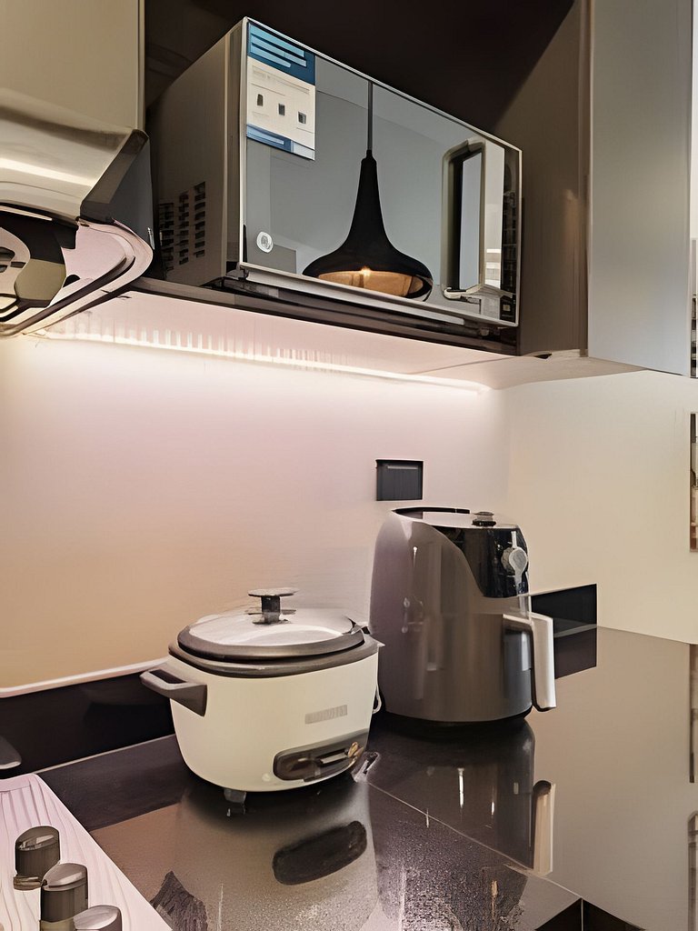 Next Avenue 702 - Apt with balcony and AC/Poblado