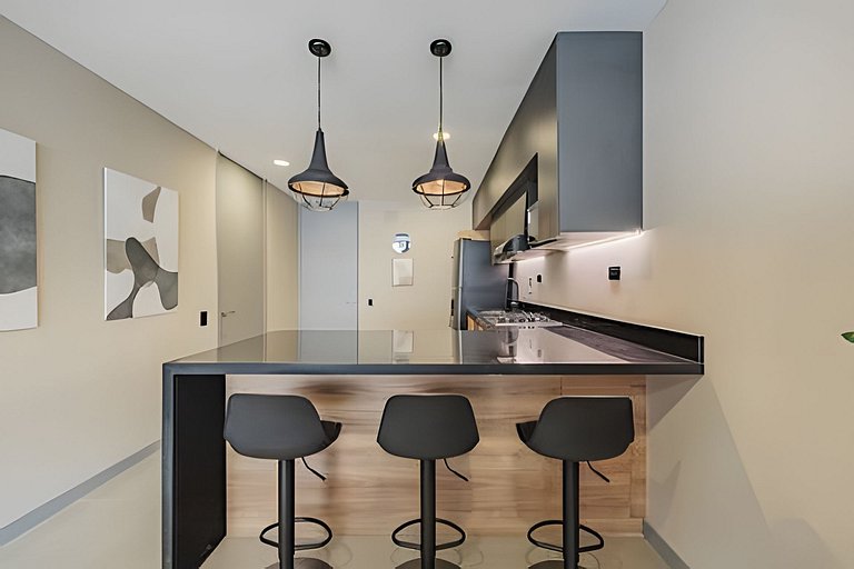 Next Avenue 702 - Apt with balcony and AC/Poblado