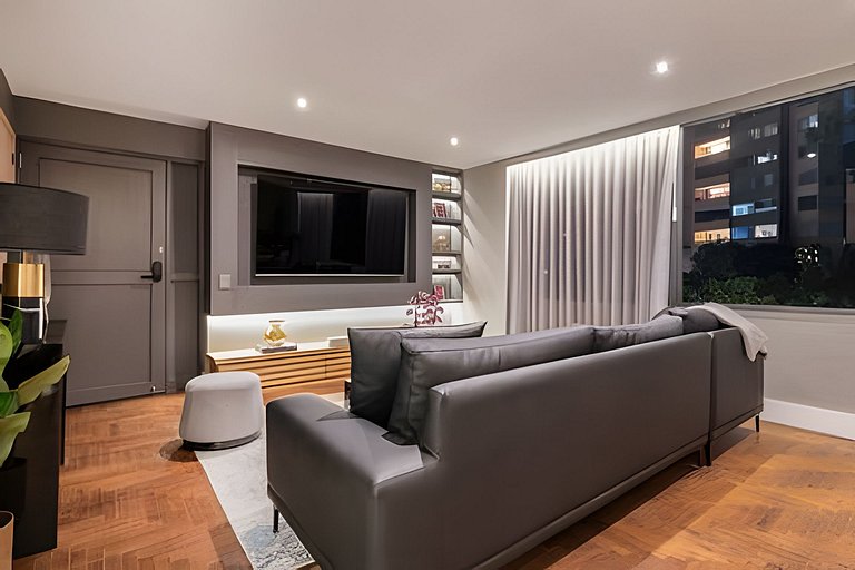 Florida 702 - Comfort and Style in Poblado / AC