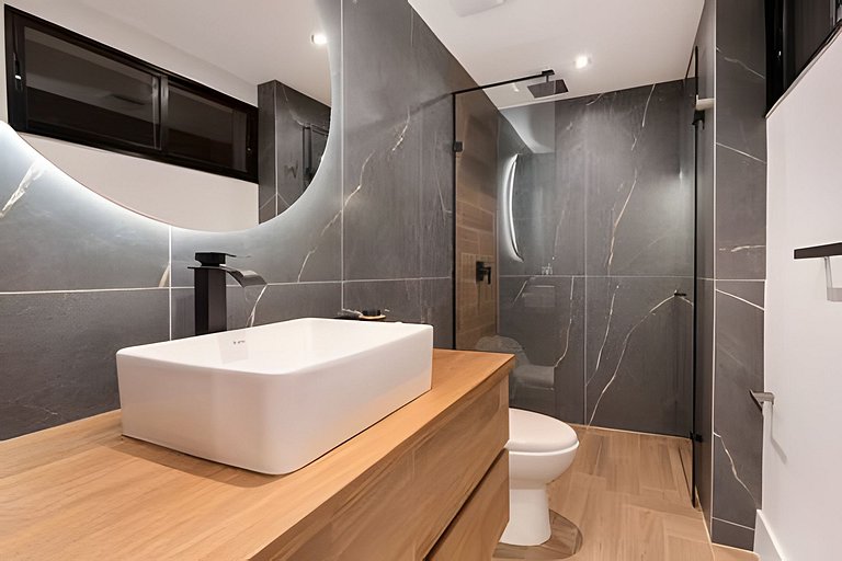 Florida 702 - Comfort and Style in Poblado / AC