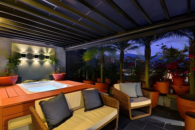 Setai 1408 - Stunning Luxury Penthouse with Views