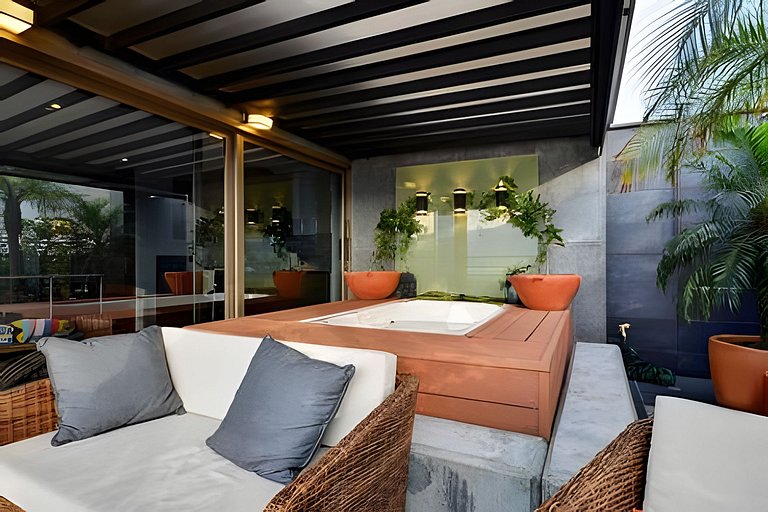 Setai 1408 - Stunning Luxury Penthouse with Views