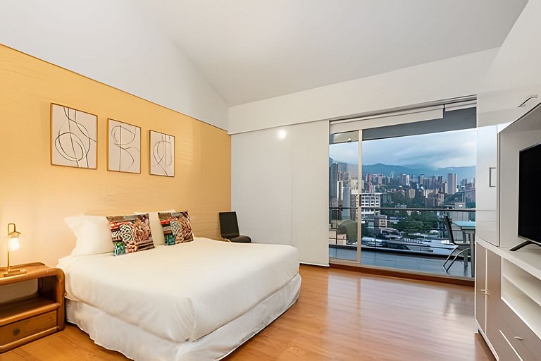 Gauss 1205-Serenity Modern Apt/Terrace/Squash/Gym