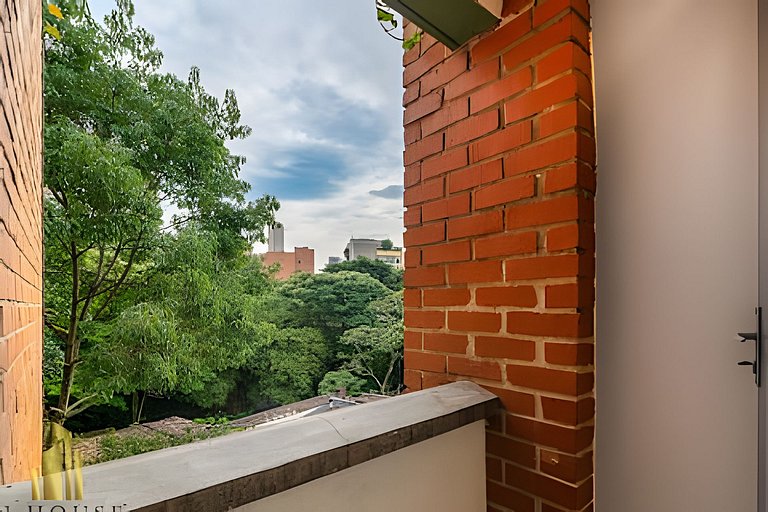 El Tesoro 202A - Spacious Apt w Luxury Finishes