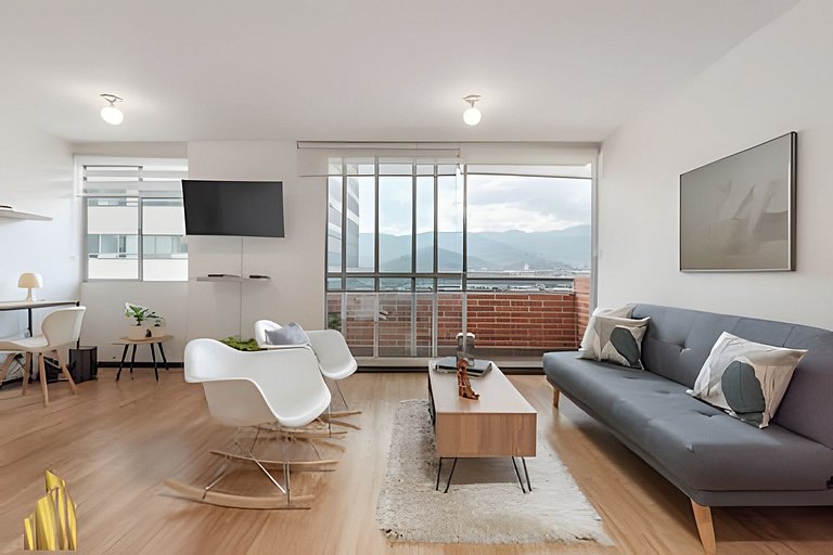Plaza del Rio 2015-Airy apt near Modern Art Museum