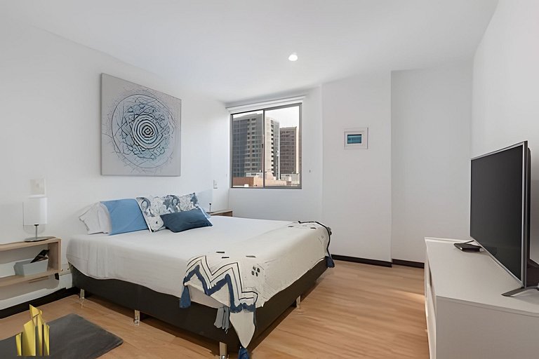 Plaza del Rio 2015-Airy apt near Modern Art Museum
