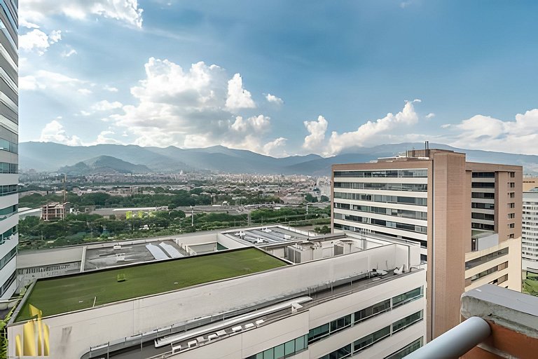 Plaza del Rio 2015-Airy apt near Modern Art Museum