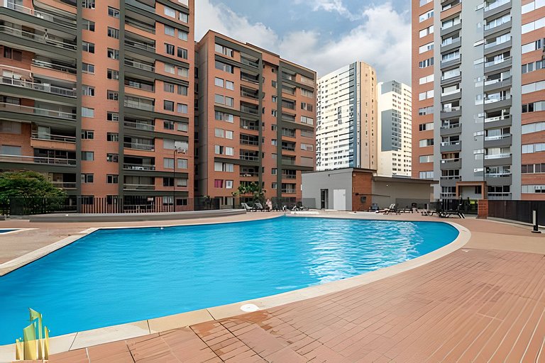 Plaza del Rio 2015-Airy apt near Modern Art Museum