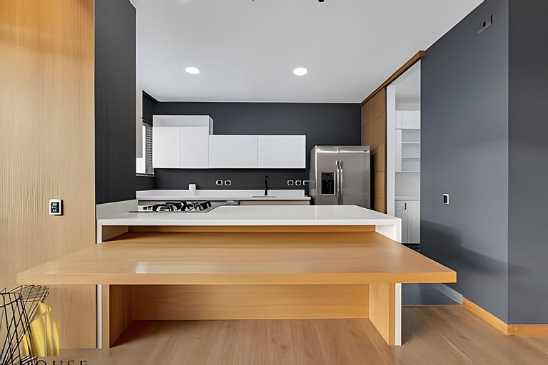 Obra 14 703 - Sophisticated apt/large priv balcony