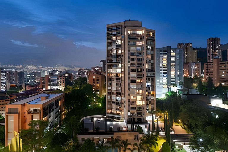 Art Living 1003 - Elegant Priv loft with pool/saun