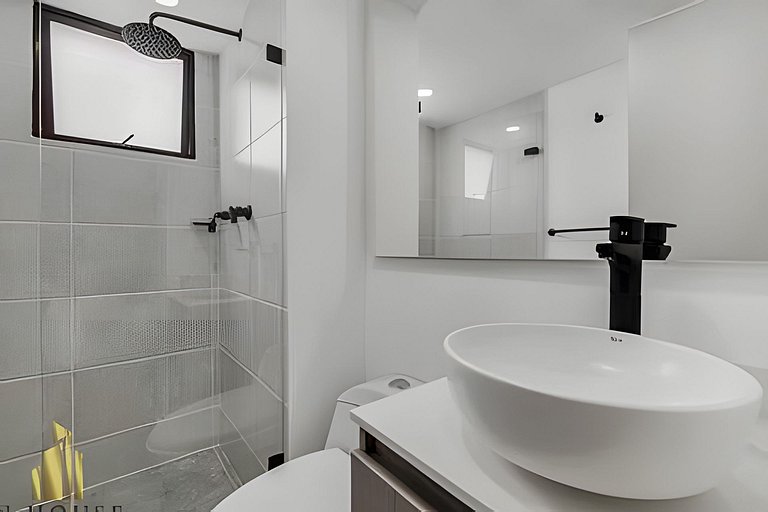Ankara 801 - Modern & Airy Apt/ Trendy in Provenza
