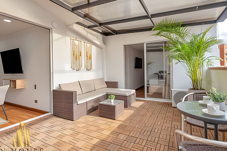 Aria Living 502 - Luxury Terrace in Laureles