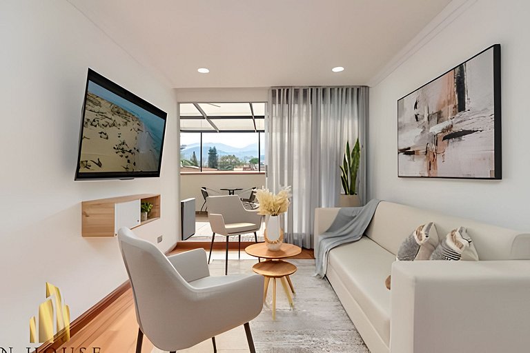Aria Living 502 - Luxury Terrace in Laureles