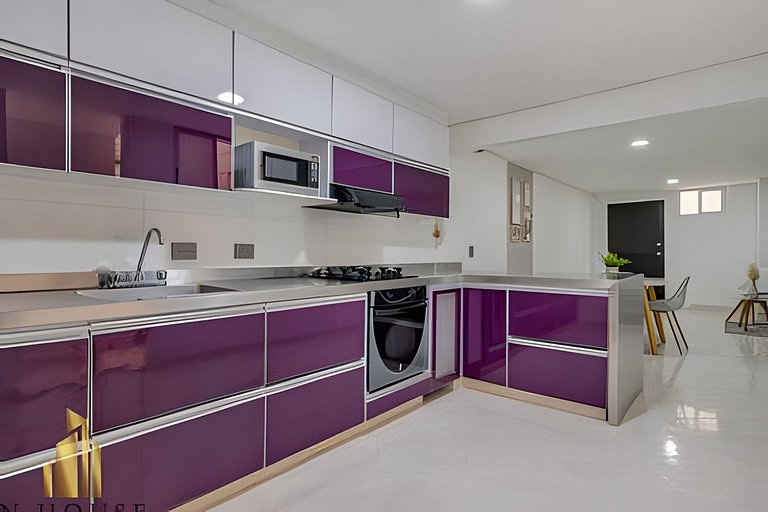 Aria Living 202 - Spacious Urban Luxury Retreat