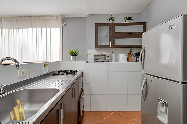 Aria Living 500 - Modern with Private Terrace