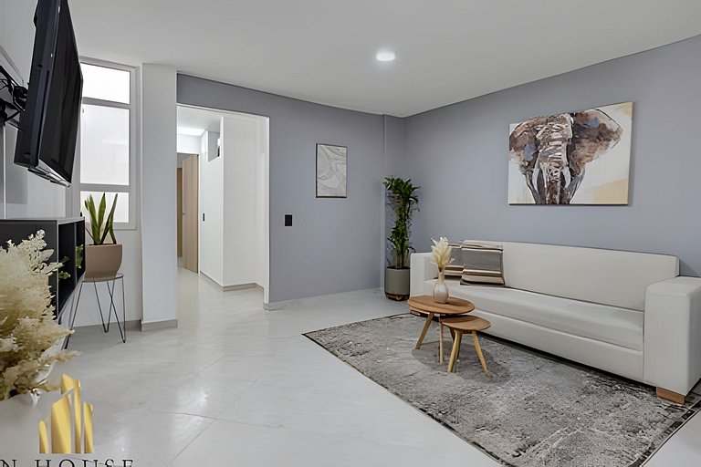 Aria Living 300 - Style and Urban Comfort