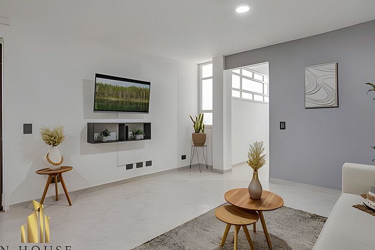 Aria Living 300 - Style and Urban Comfort