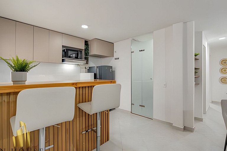 Aria Living 301 - Total Exclusivity in Laureles