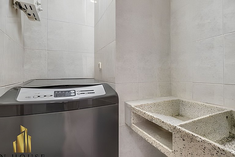 Aria Living 301 - Total Exclusivity in Laureles