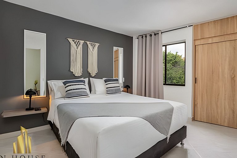 Aria Living 301 - Total Exclusivity in Laureles