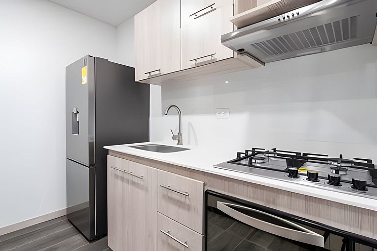 Class 48 2302 - Intimate Loft with Private balcony