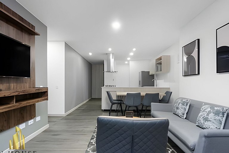 Class 48 2304 - Apt with Private Balcony/Sabaneta