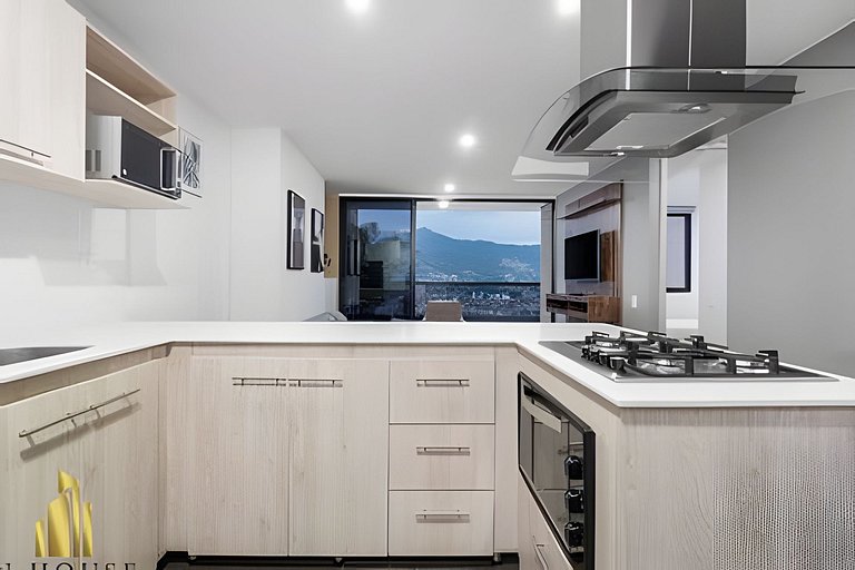 Class 48 2304 - Apt with Private Balcony/Sabaneta