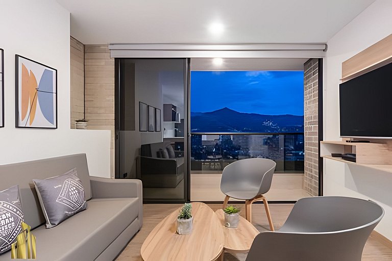 Class 48 2203 - Modern & Cozy Apt w/ Priv balcony
