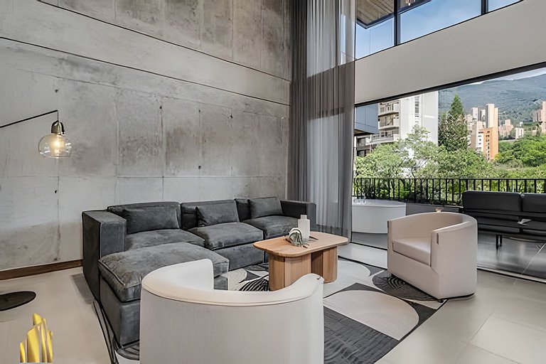 Morph 302 - Modern apt high ceilings BBQ/Jacuzzi