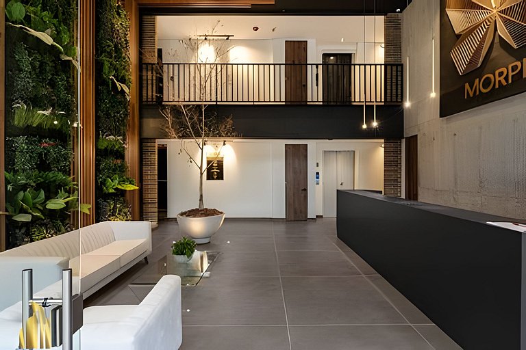 Morph 302 - Modern apt high ceilings BBQ/Jacuzzi