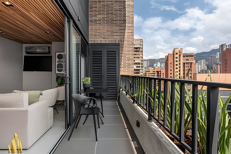Morph 1402 - Stylish apt in Poblado/AC/Jacuzzi