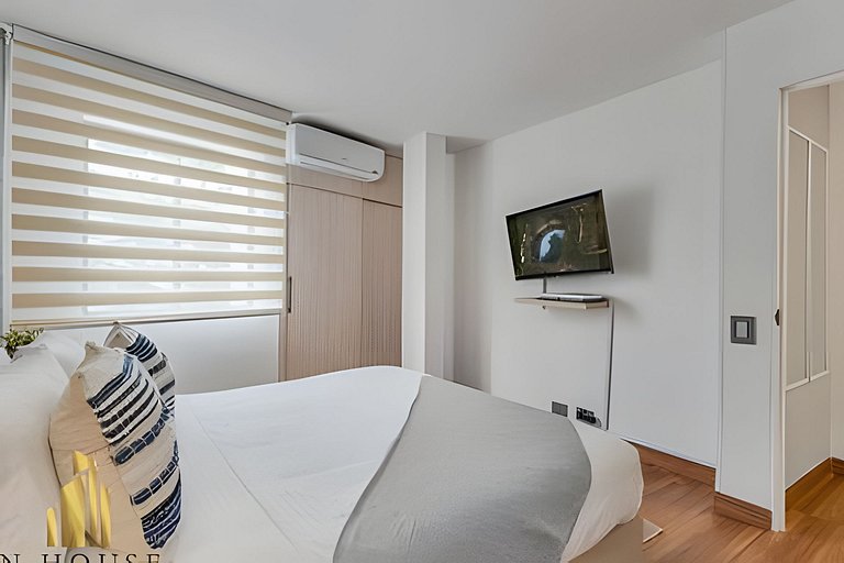 Aria Living 201 - Where Design and Location Shine