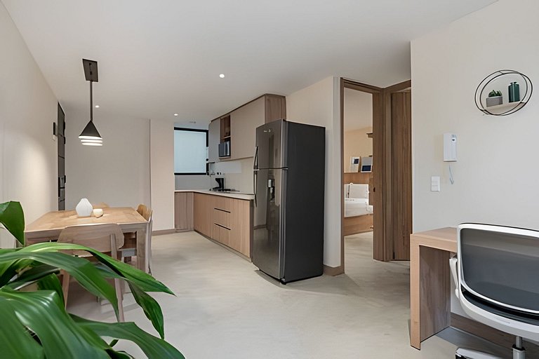 Solei Loft 402 - Espacious & bright apt with AC