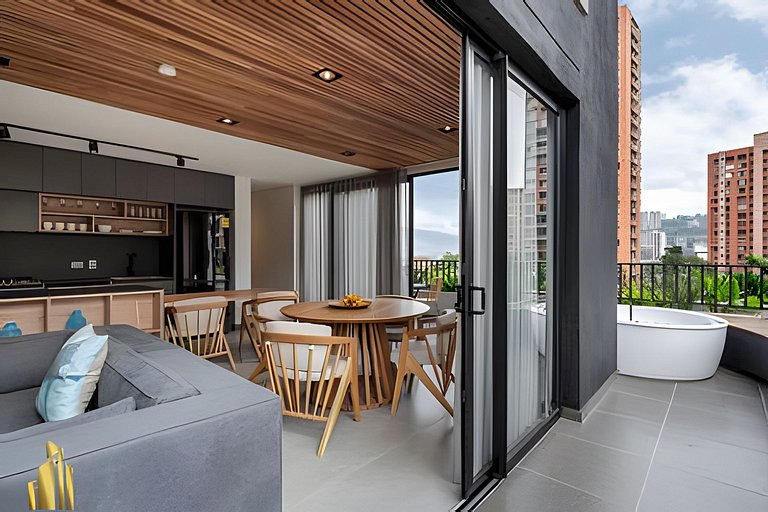 Morph 701 - Spacious apt City View Haven