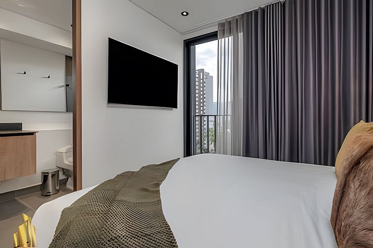 Morph 701 - Spacious apt City View Haven