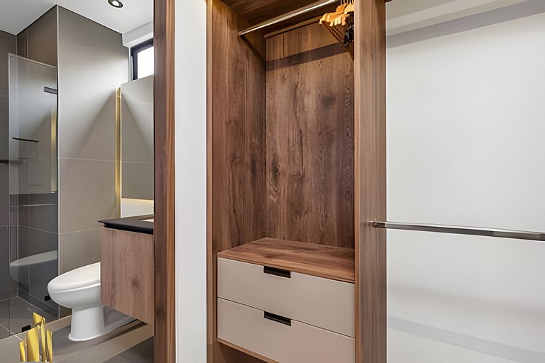 Morph 701 - Spacious apt City View Haven