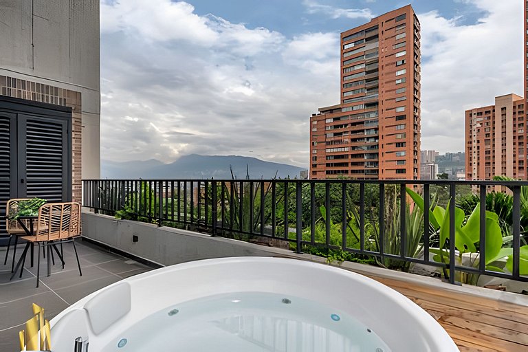 Morph 701 - Spacious apt City View Haven