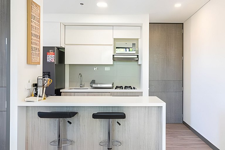 Class Suites 502 - Modern Tranquility/Priv Balcony