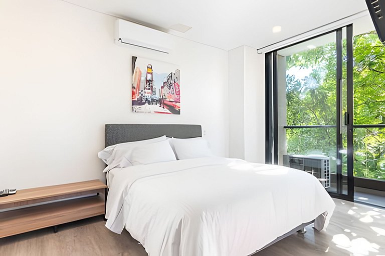 Class Suites 502 - Modern Tranquility/Priv Balcony