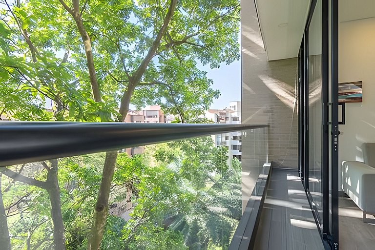 Class Suites 502 - Modern Tranquility/Priv Balcony