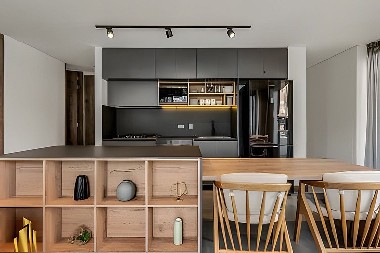Morph 1101 - Sophisticated & brigh apt/ BBQ