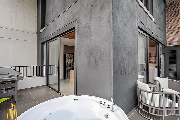 Morph 1802 - Stylish Escape in Poblado AC/Jacuzzi