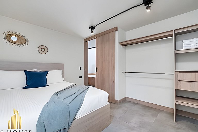 Casa Solei 12-9 - Stylish Apt with Jacuzzi & AC