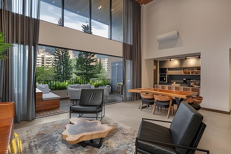 Morph 702 - Luxy Apartment with Panoramic View, AC
