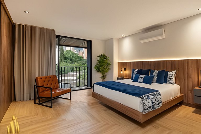 Morph 702 - Luxy Apartment with Panoramic View, AC