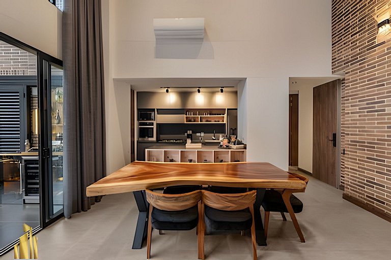 Morph 702 - Luxy Apartment with Panoramic View, AC