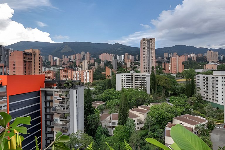 Morph 1401 - Luxe & bright ap in Poblado with AC