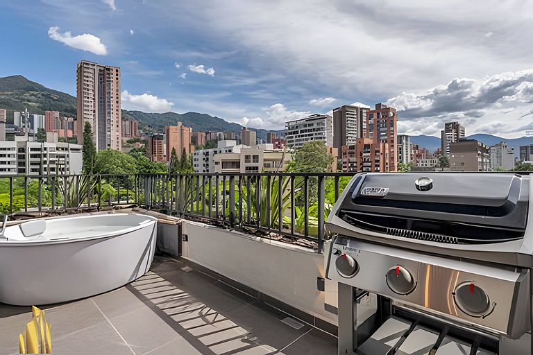 Morph 1002 - Luxe apt in Poblado/AC/BBQ