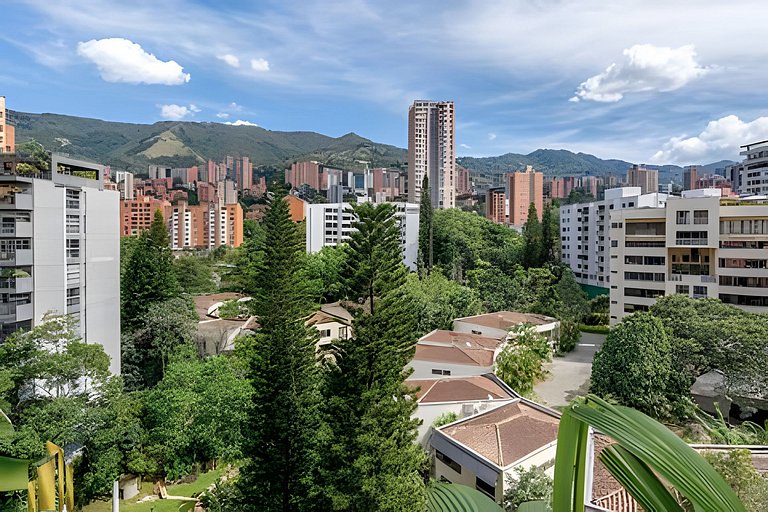 Morph 1002 - Luxe apt in Poblado/AC/BBQ